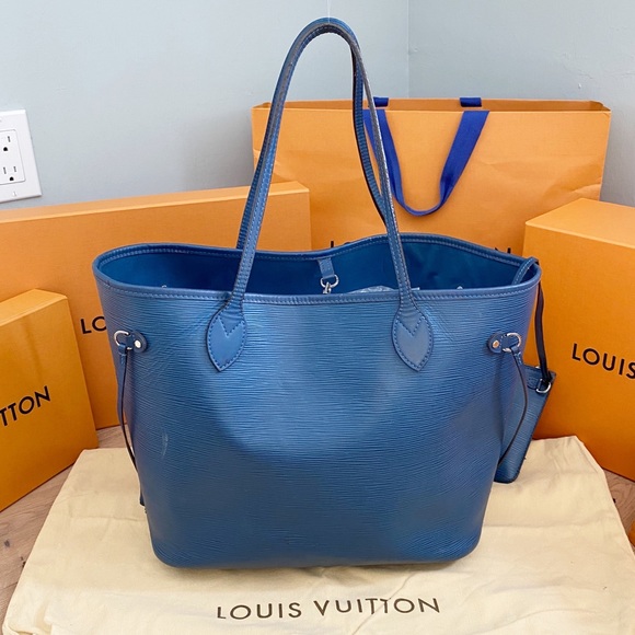 💞BLUE NEVERFULL W/ POUCH💞Epi Neverfull Mm Auth! - Picture 4 of 13